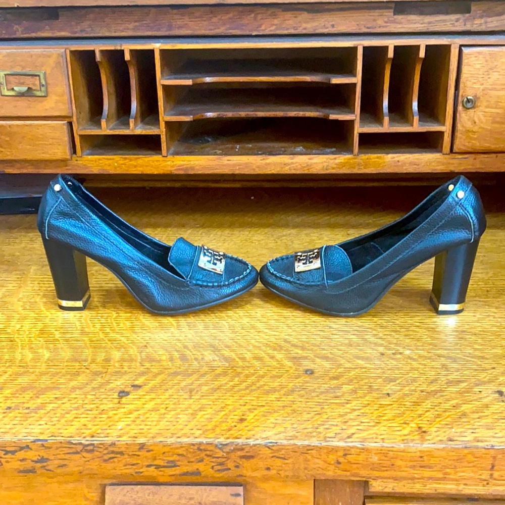 Tory Burch black mid heel